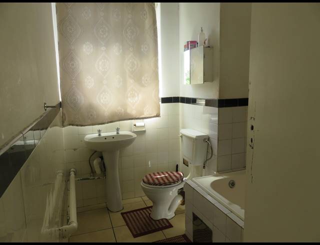 2 BEDROOM FLAT FOR SALE IN MUCKLENEUK